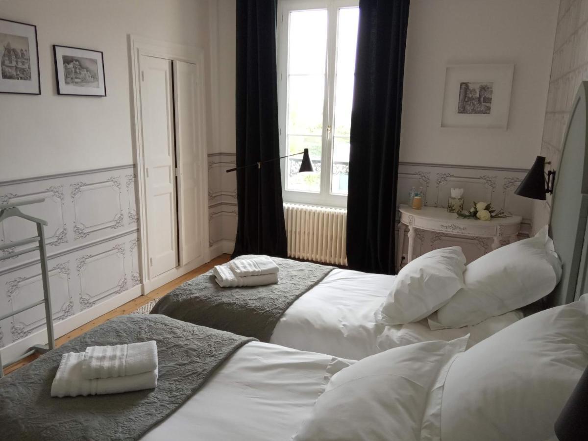 Osmanville Les Mariesis Bed & Breakfast エクステリア 写真