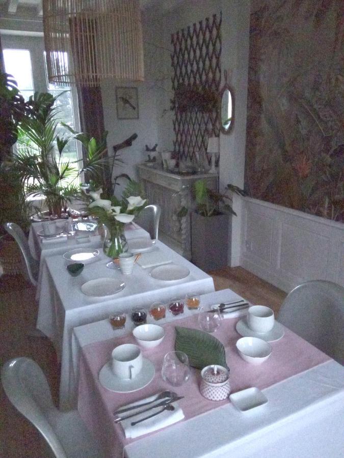 Osmanville Les Mariesis Bed & Breakfast エクステリア 写真