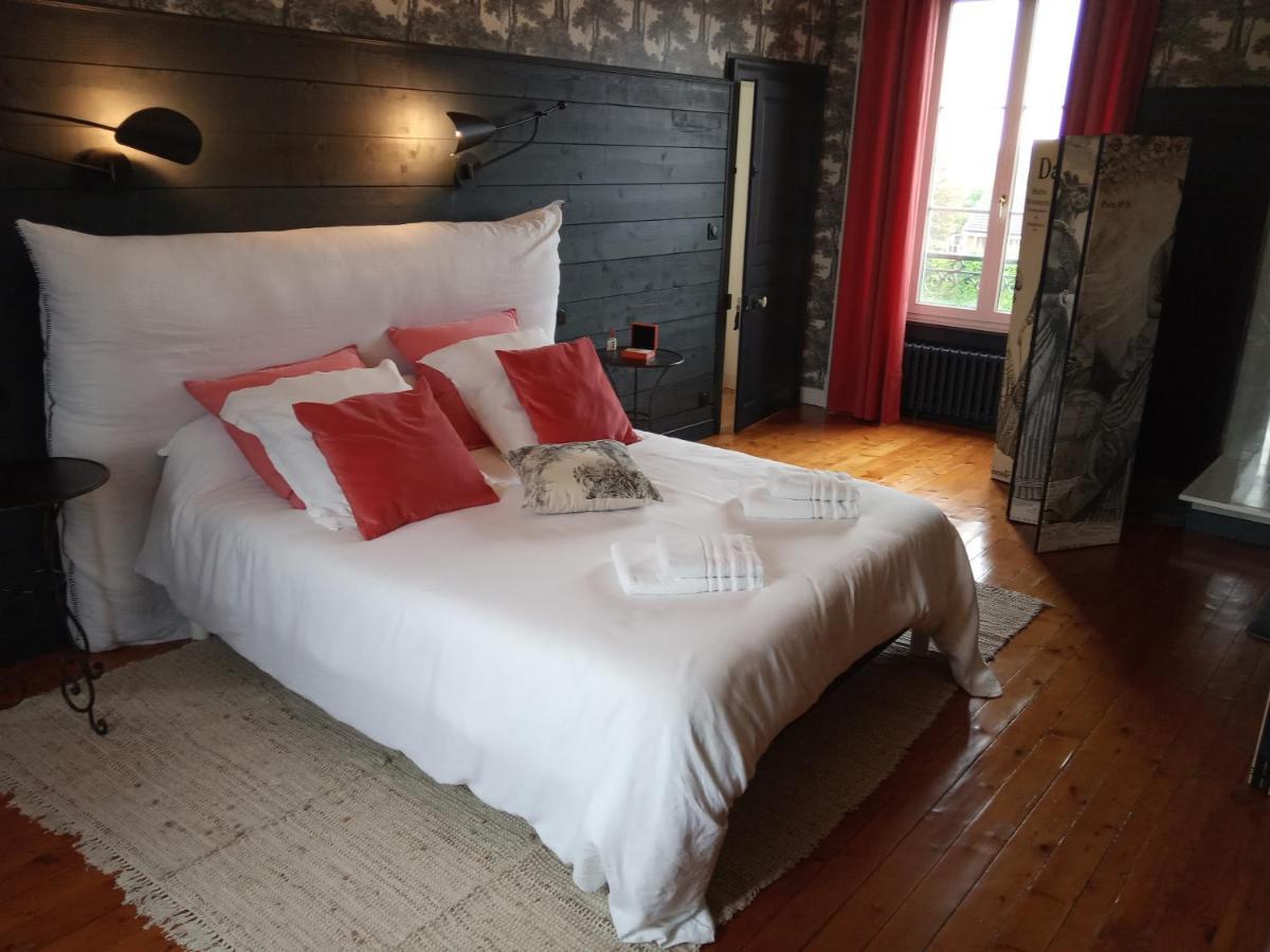 Osmanville Les Mariesis Bed & Breakfast エクステリア 写真